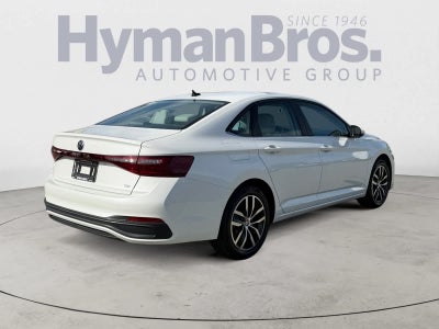 2025 Volkswagen Jetta SE Auto