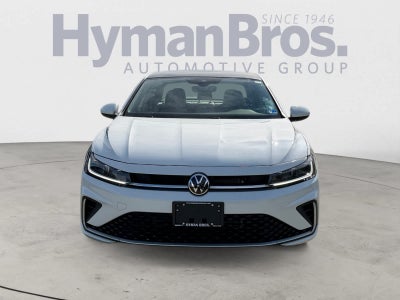 2025 Volkswagen Jetta SE Auto