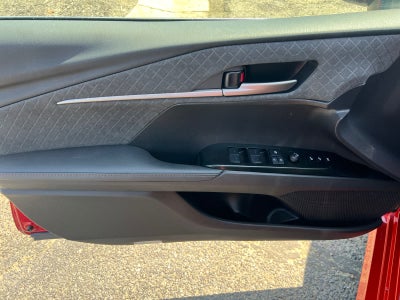 2026 Toyota Camry XLE AWD (Natl)