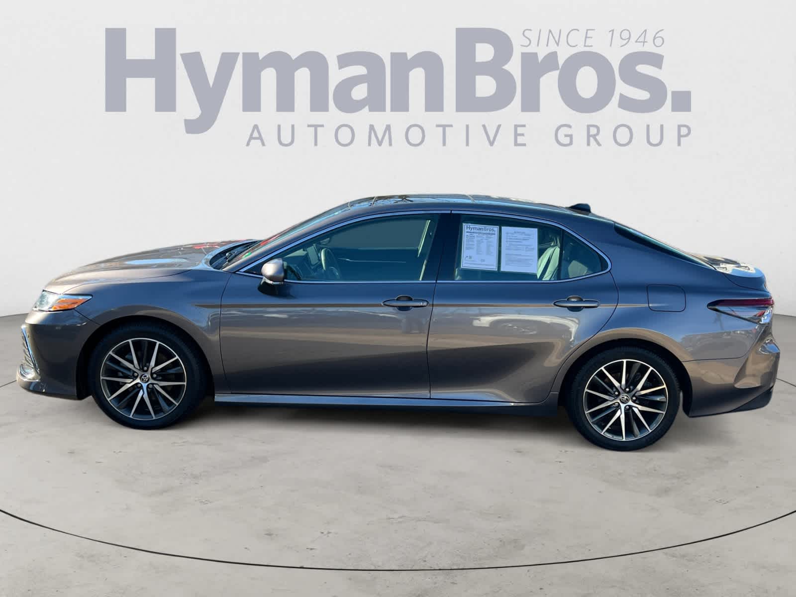 2021 Toyota Camry XLE Auto (SE)