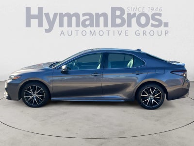 2023 Toyota Camry SE Auto (SE)