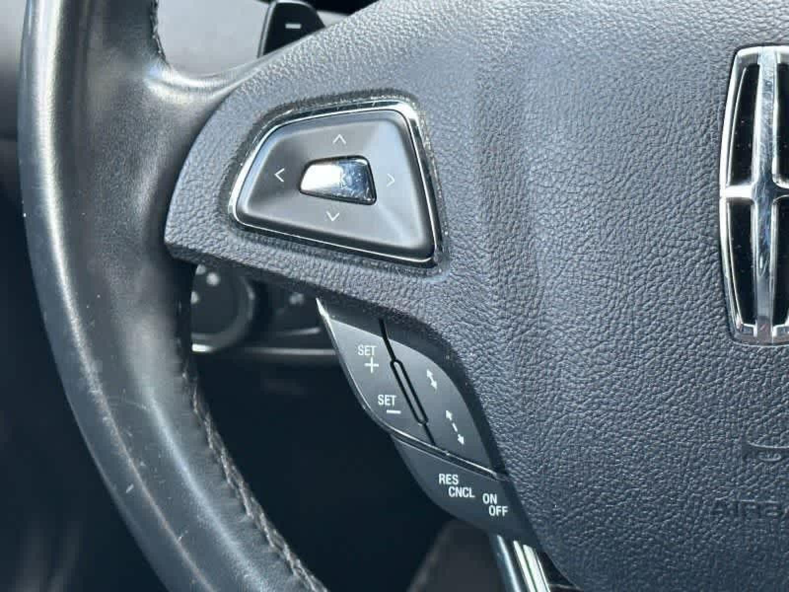 2016 Lincoln MKC FWD 4dr Black Label