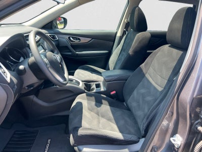 2016 Nissan Rogue FWD 4dr SV