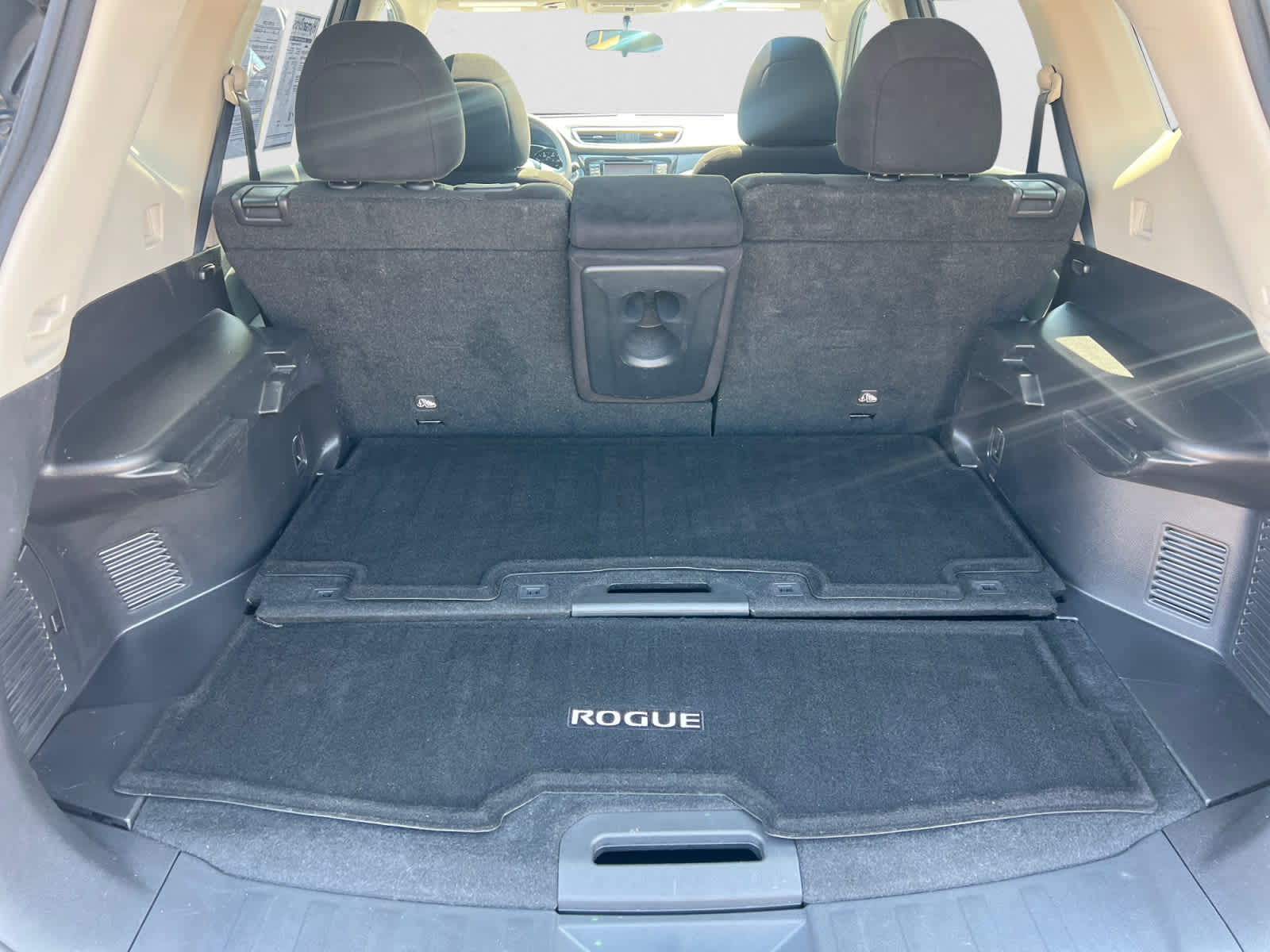 2016 Nissan Rogue FWD 4dr SV