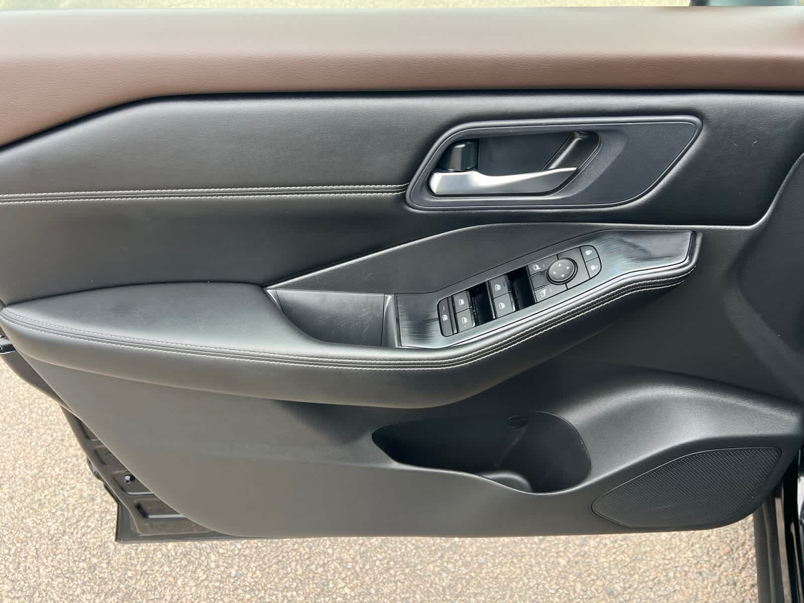 2023 Nissan Rogue FWD SV