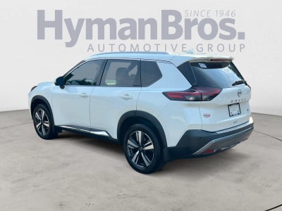 2022 Nissan Rogue SL