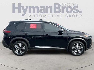 2022 Nissan Rogue SL