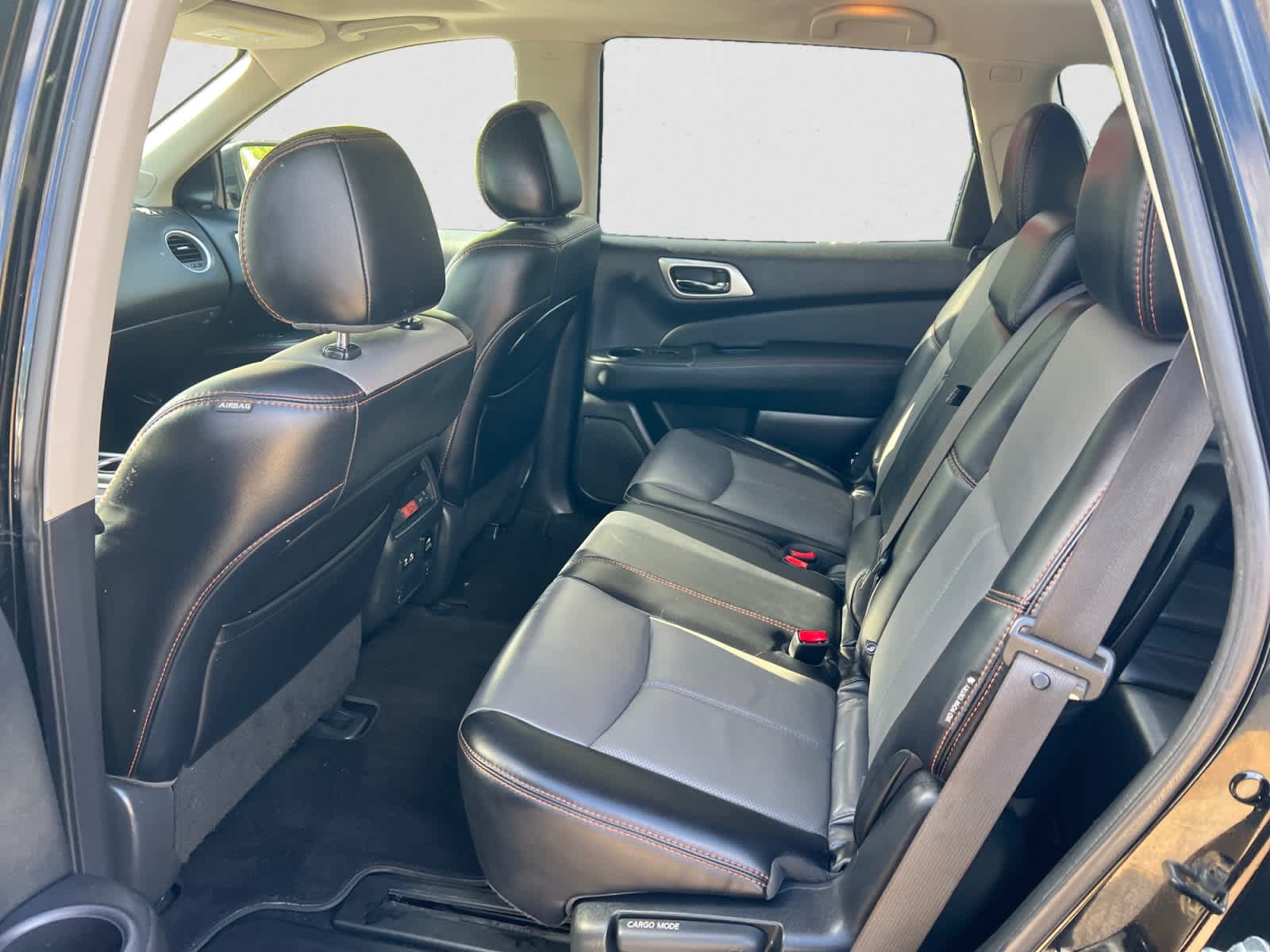 2020 Nissan Pathfinder 4x4 SL