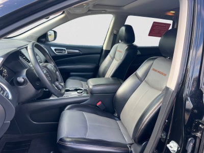 2020 Nissan Pathfinder 4x4 SL