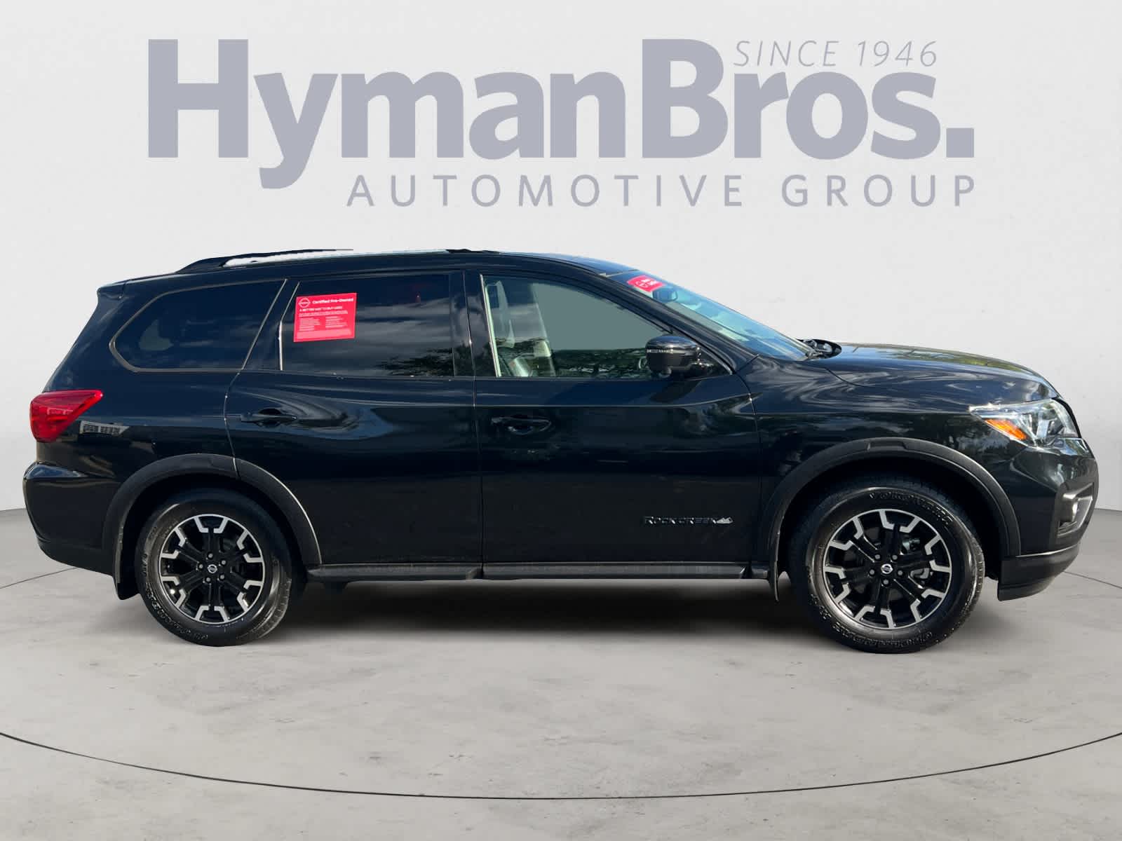 2020 Nissan Pathfinder 4x4 SL