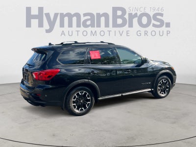 2020 Nissan Pathfinder 4x4 SL