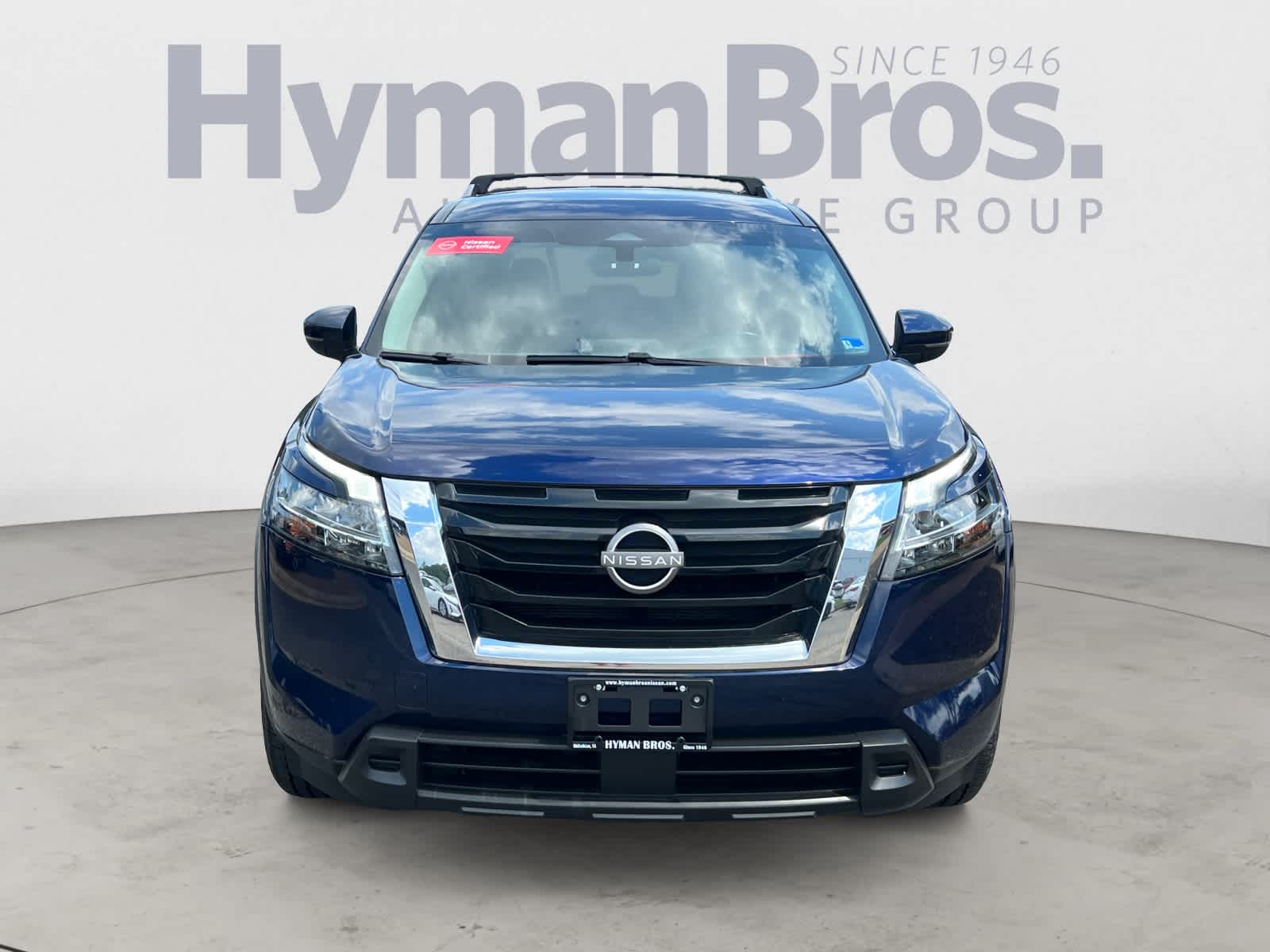 2022 Nissan Pathfinder SV