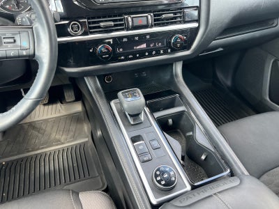 2022 Nissan Pathfinder SV 4WD