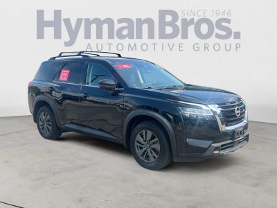 2022 Nissan Pathfinder SV 4WD