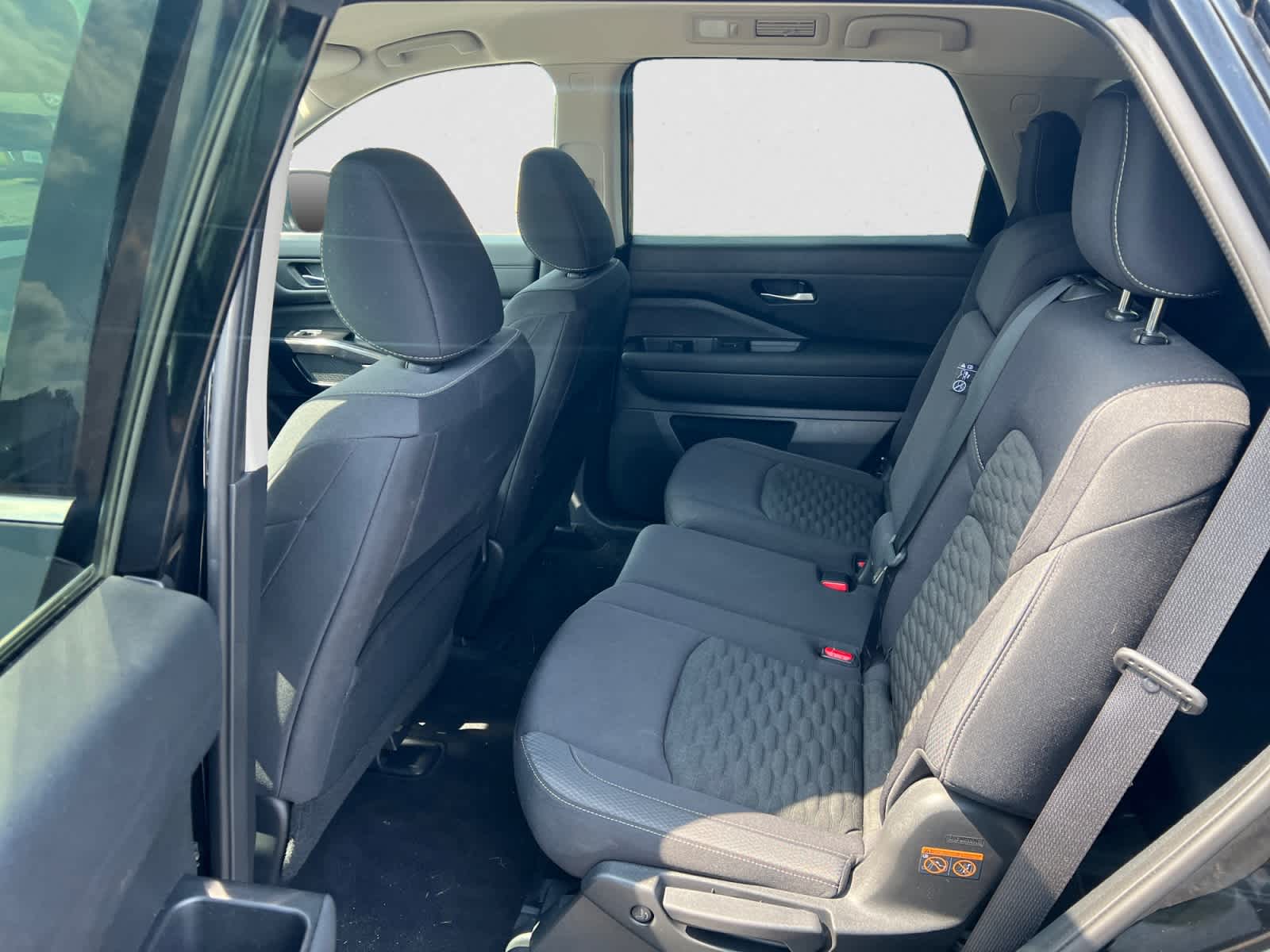 2022 Nissan Pathfinder SV 4WD