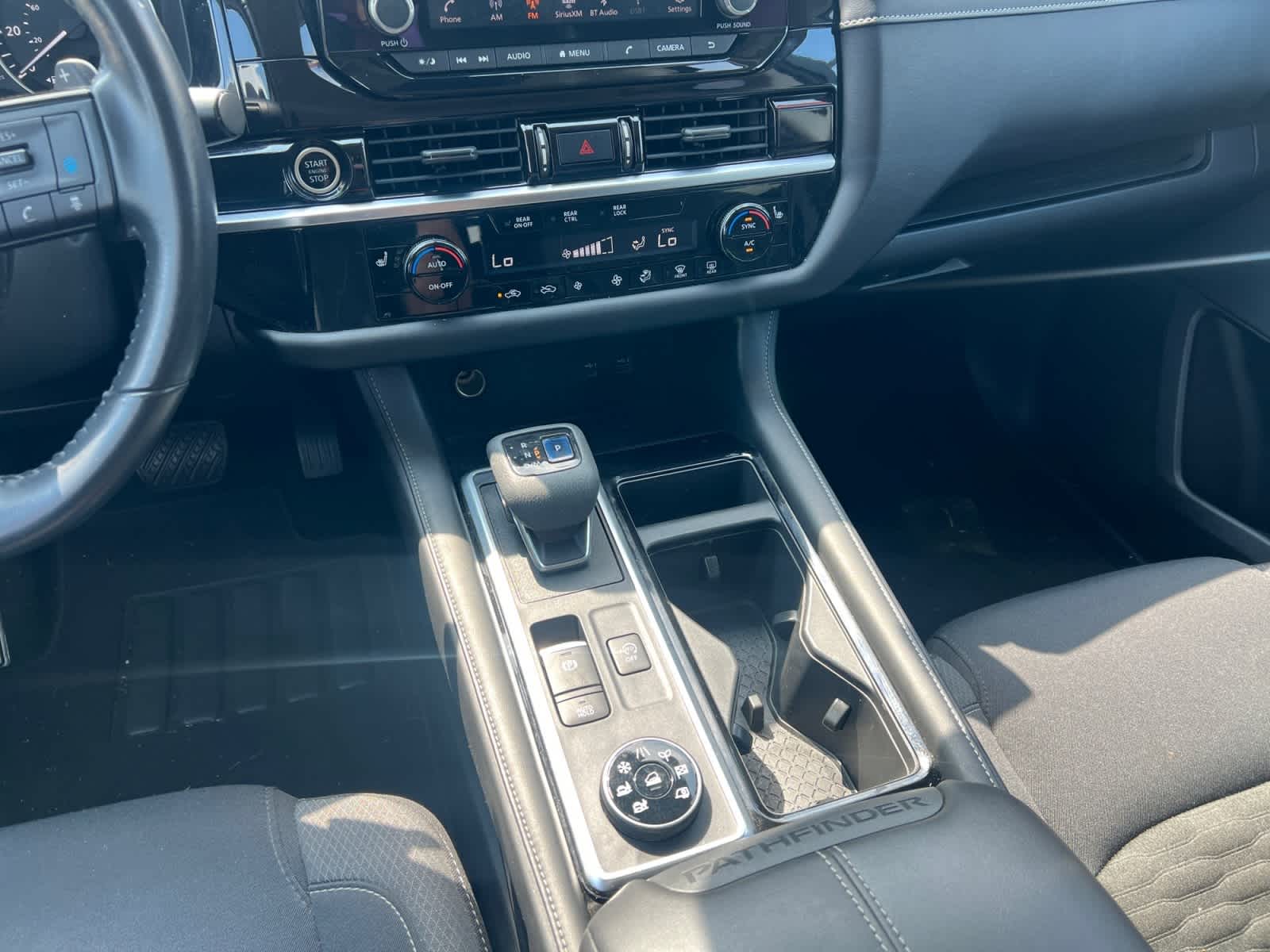 2022 Nissan Pathfinder SV 4WD