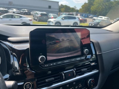 2022 Nissan Pathfinder SV 4WD