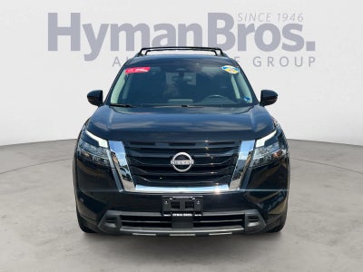 2022 Nissan Pathfinder SV 4WD