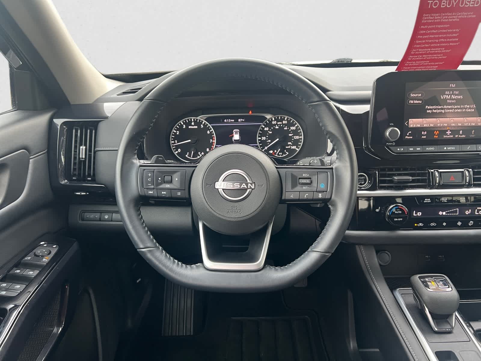 2022 Nissan Pathfinder SV