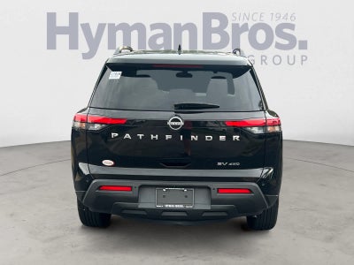 2022 Nissan Pathfinder SV