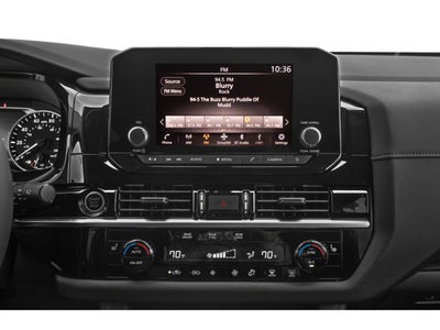 2022 Nissan Pathfinder SV