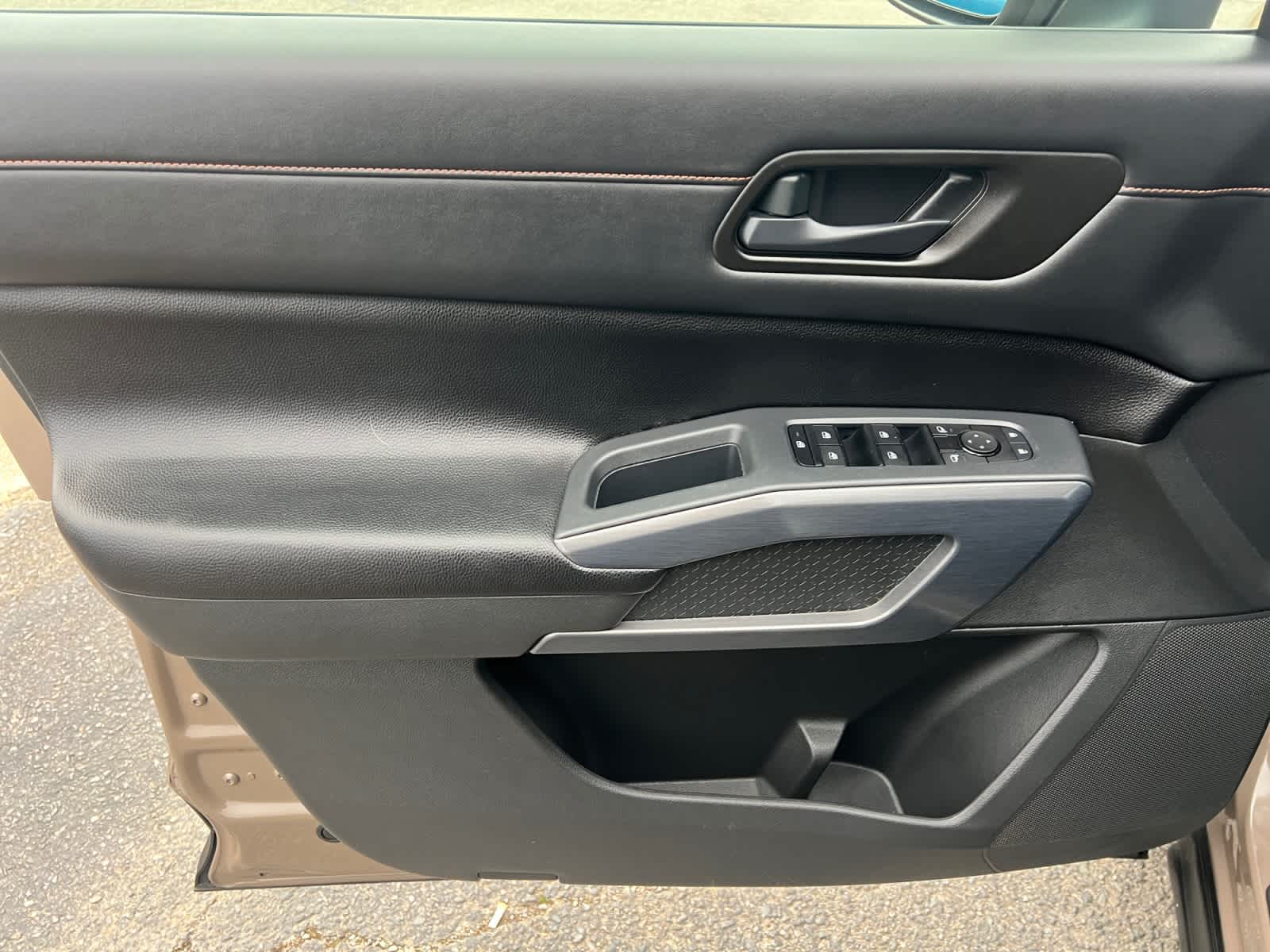 2024 Nissan Pathfinder Rock Creek®