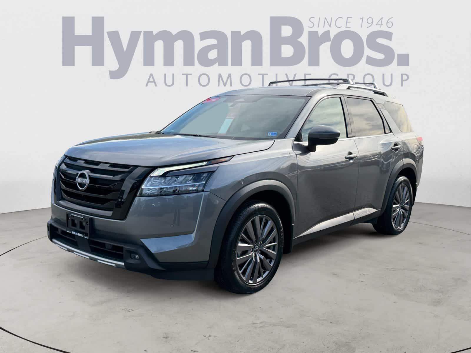 2023 Nissan Pathfinder SL