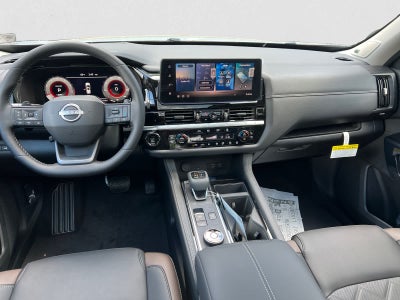 2026 Nissan Pathfinder Platinum 4WD