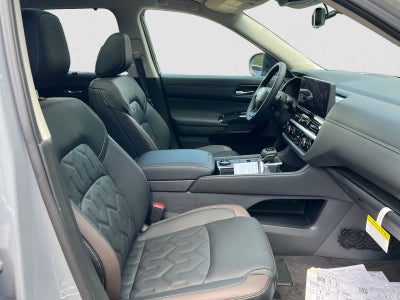 2026 Nissan Pathfinder Platinum 4WD