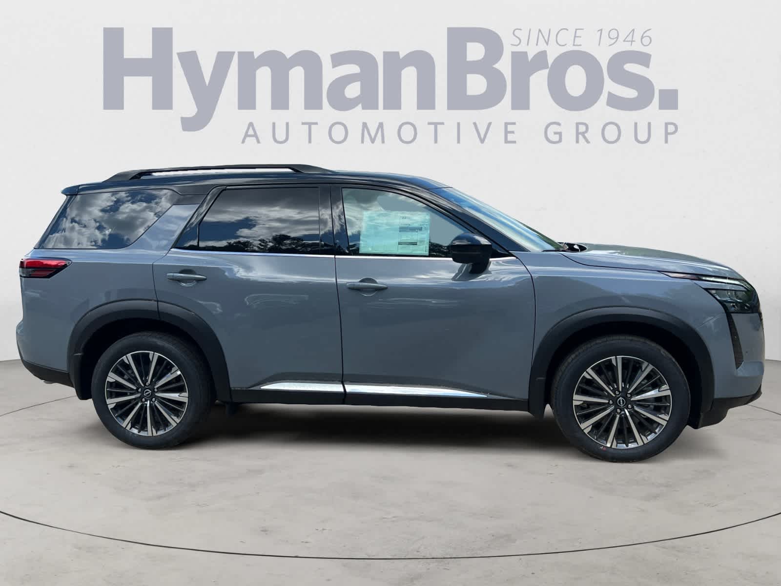 2026 Nissan Pathfinder Platinum 4WD