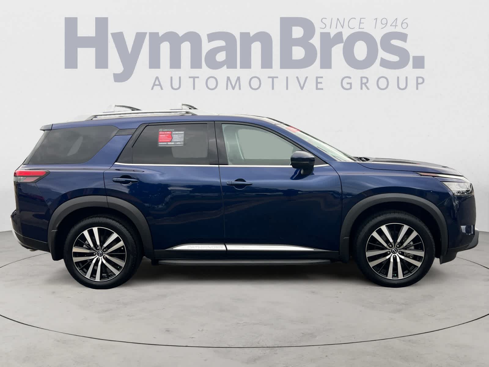 2023 Nissan Pathfinder Platinum