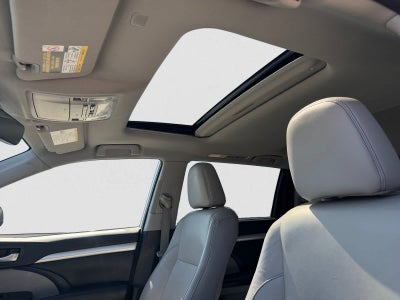 2018 Toyota Highlander XLE V6 AWD (Natl)