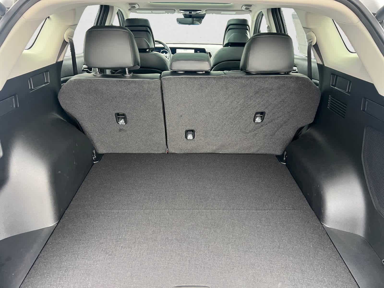 2024 Kia Sportage SX FWD