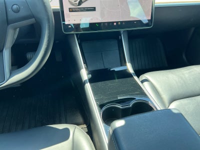 2020 Tesla Model 3 Standard Range Plus RWD