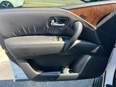 2023 Nissan Armada SL