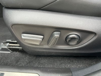 2022 Toyota Venza XLE AWD (SE)