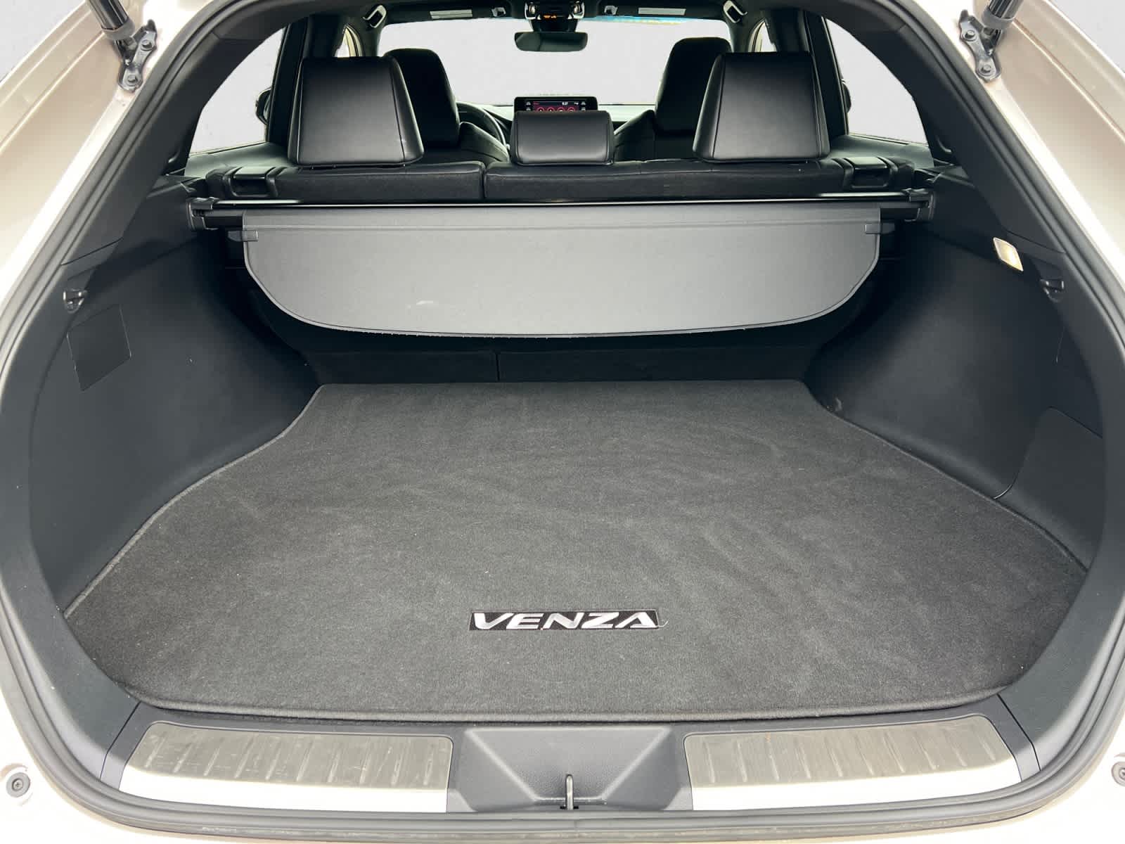 2022 Toyota Venza XLE AWD (SE)