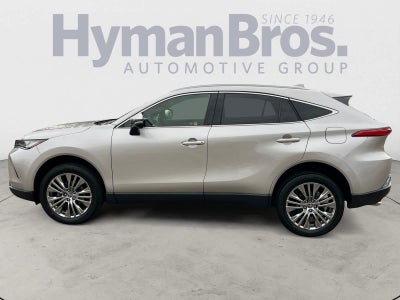 2022 Toyota Venza XLE AWD (SE)