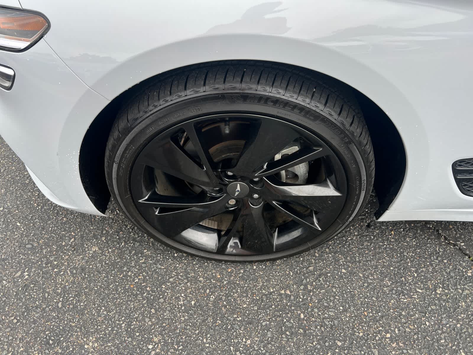 2023 Genesis G70 2.0T AWD