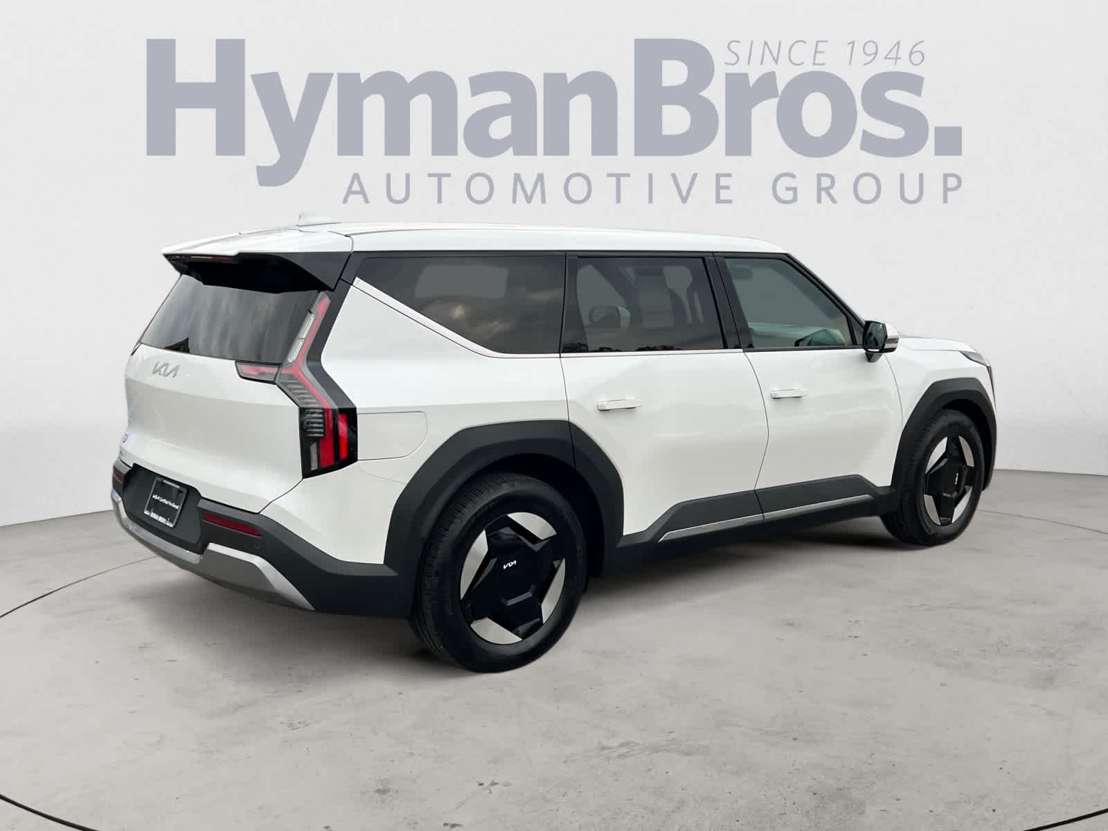 2024 Kia EV9 Light Long Range RWD