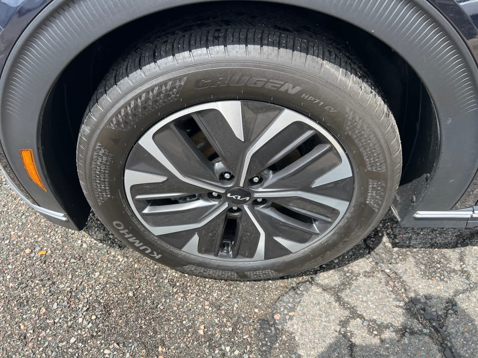 2024 Kia EV6 Light Long Range RWD