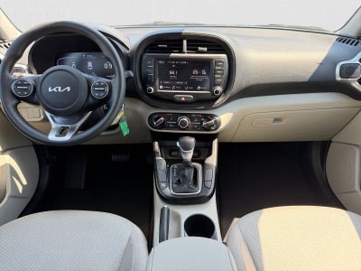 2023 Kia Soul LX IVT