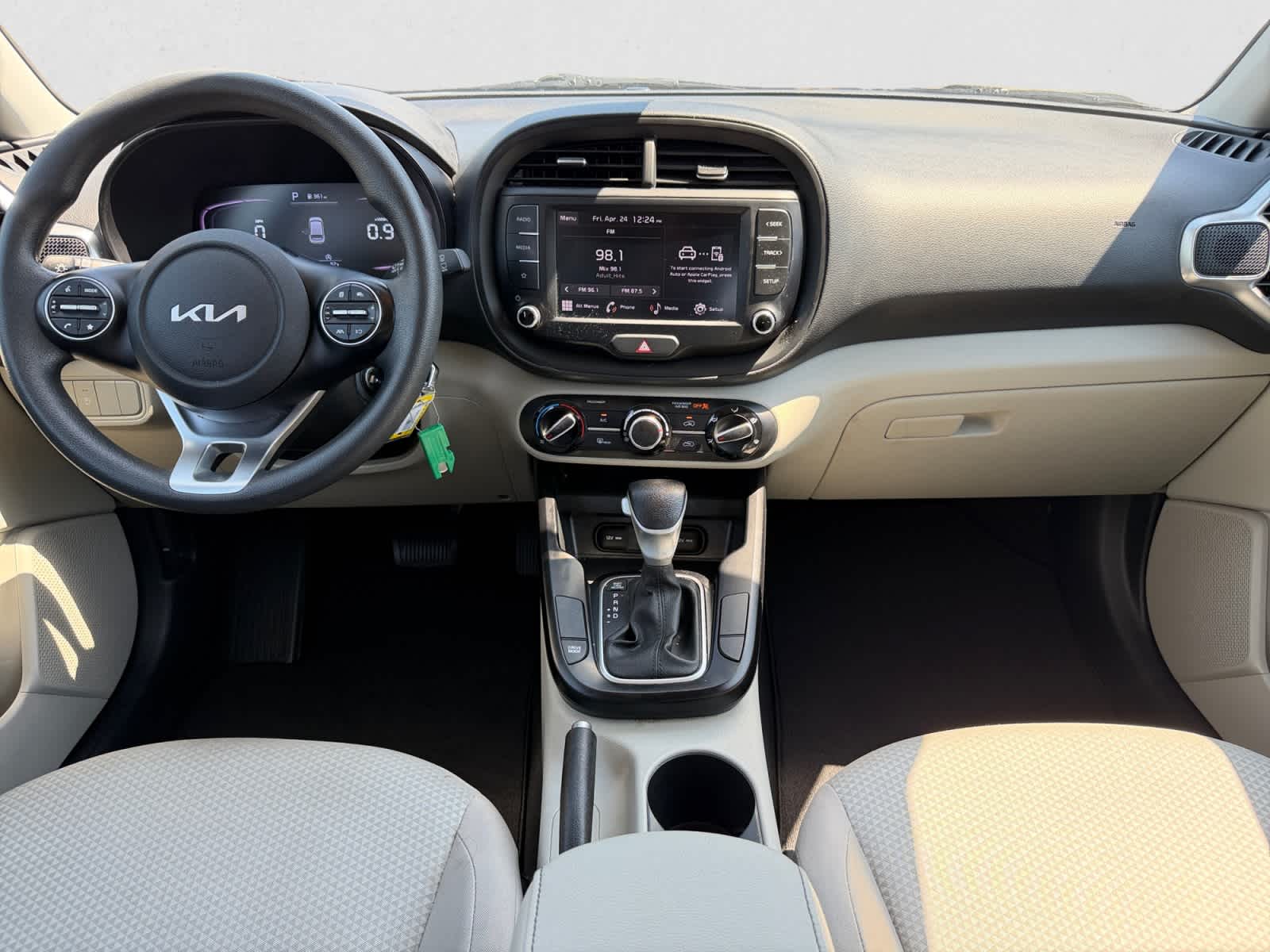 2023 Kia Soul LX IVT