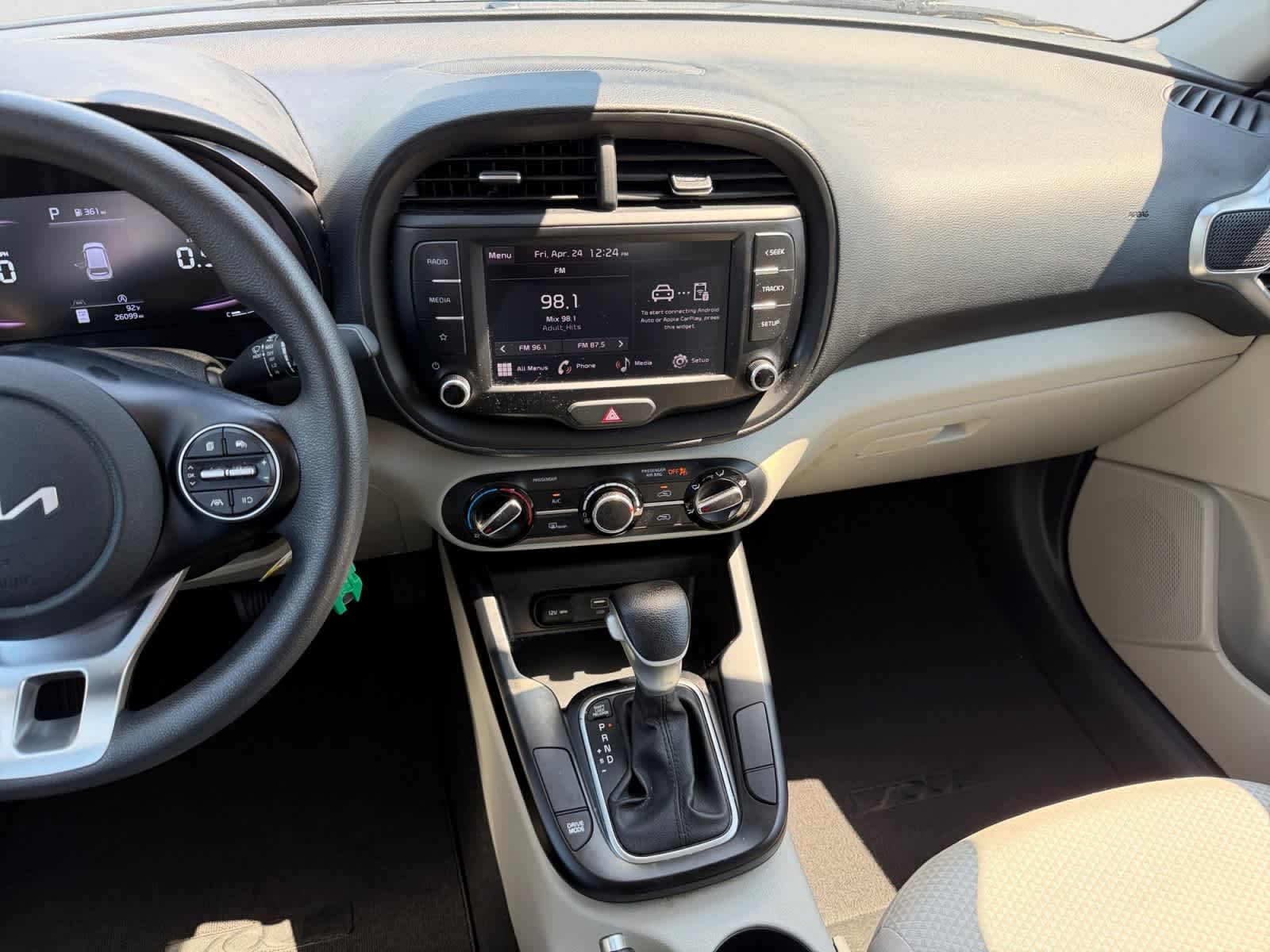 2023 Kia Soul LX IVT