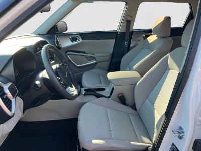 2024 Kia Soul LX IVT