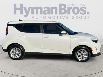 2024 Kia Soul LX IVT
