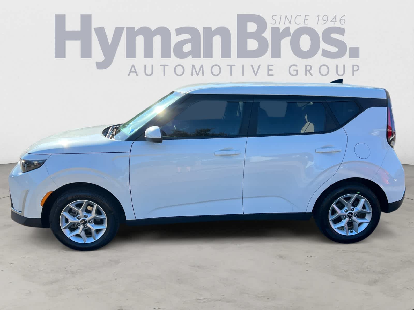 2024 Kia Soul LX IVT