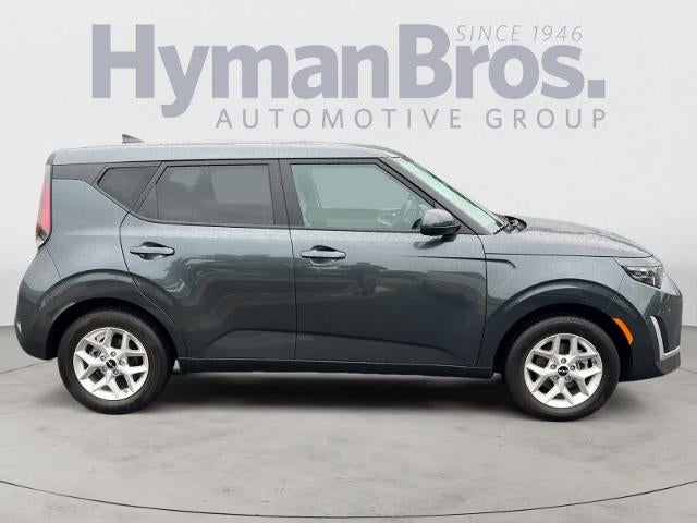 2025 Kia Soul LX FWD