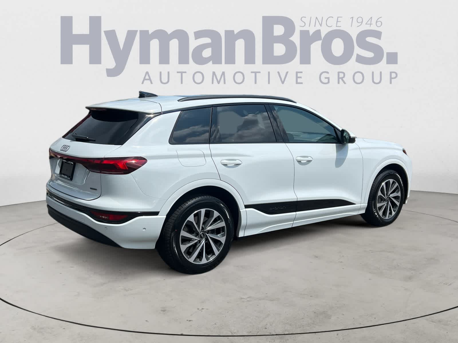 2025 Audi Q6 e-tron Premium Plus quattro
