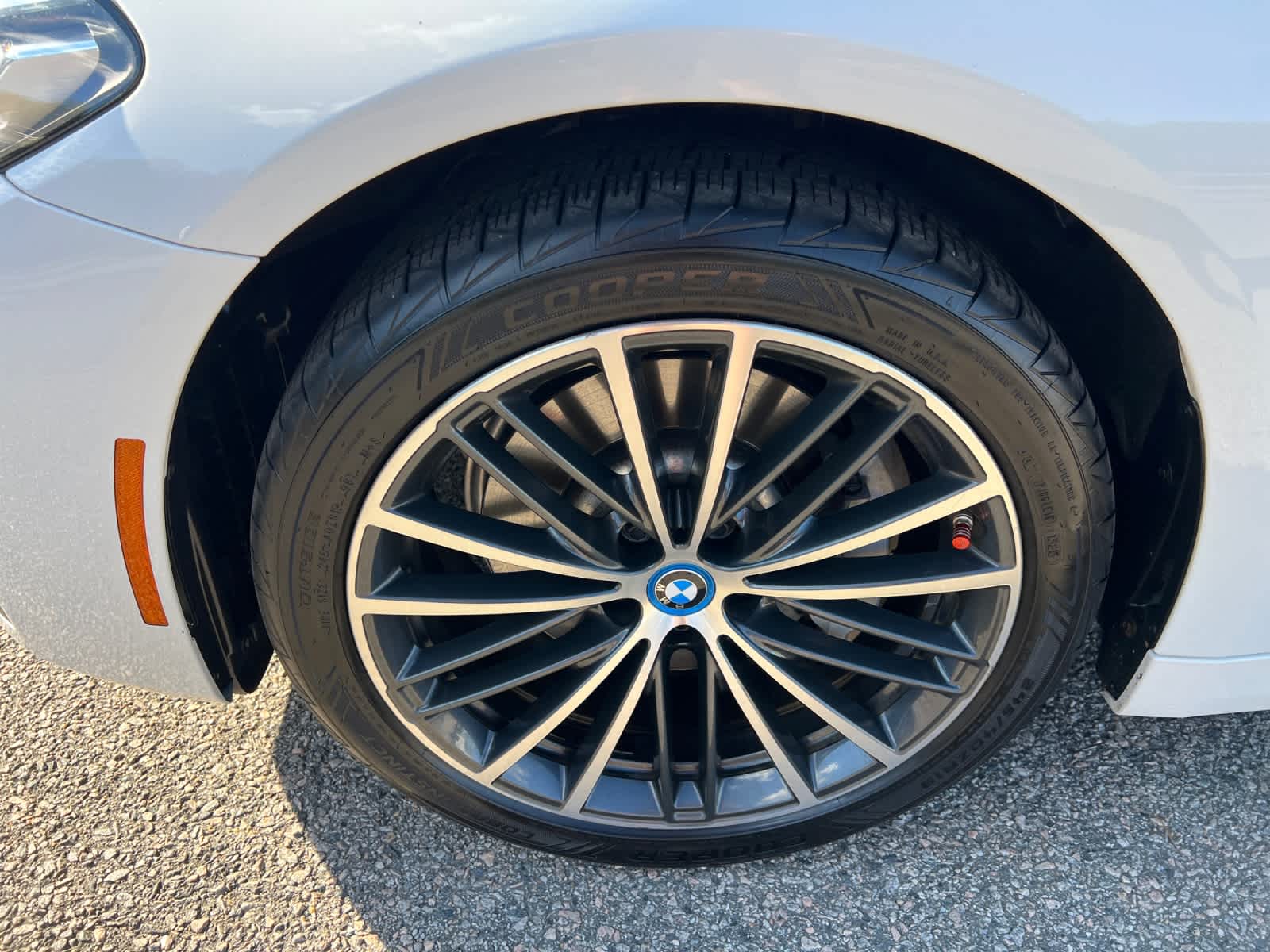 2023 BMW 530e Plug-In Hybrid